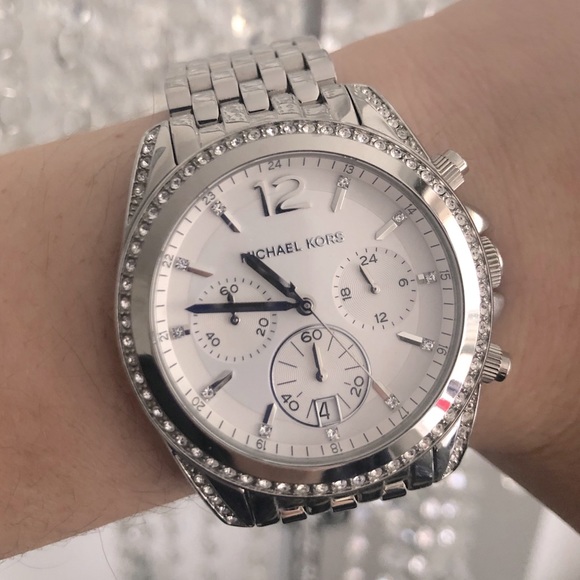 Michael Kors watch! - Picture 1 of 2
